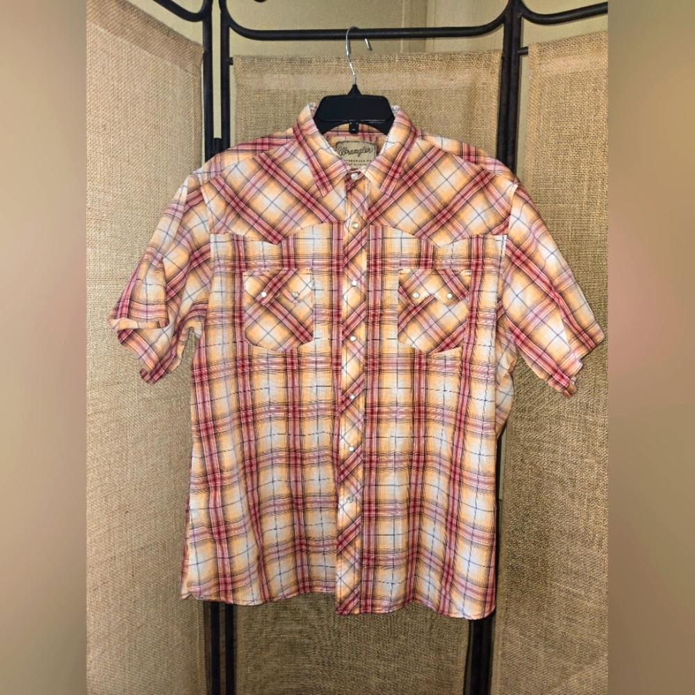 Vintage Wrangler Men's Plaid Short Sleeve Shirt - Red and Yellow Pearl Snap XL